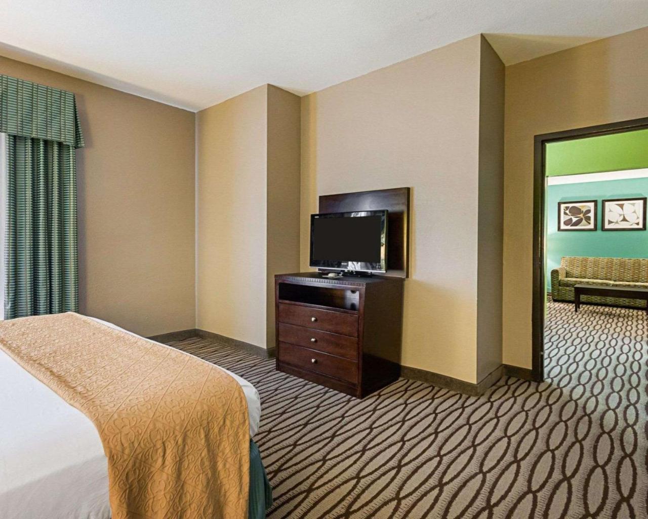 Quality Suites Sulphur Esterno foto